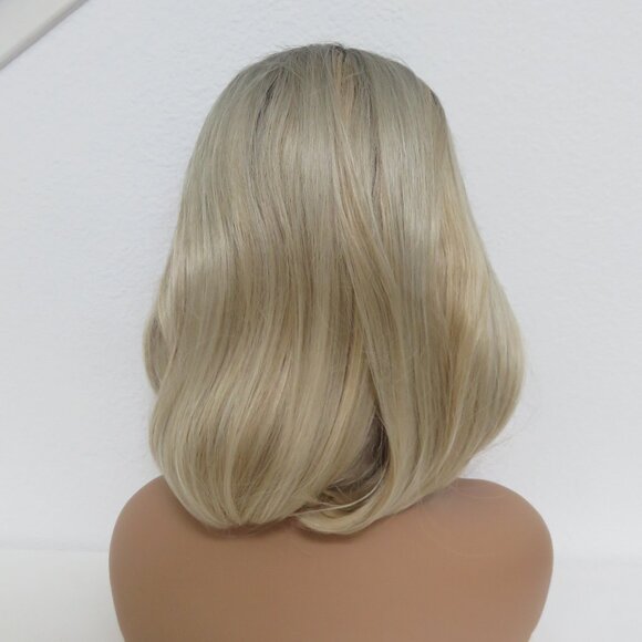 (#111) Hair blend blonde highlight platinum blonde layered wave wig - Picture 7 of 10
